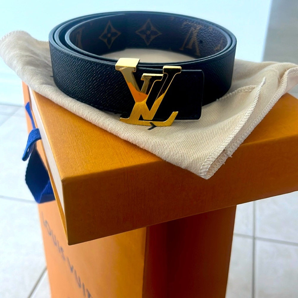 Louis Vuitton Reversible Belt